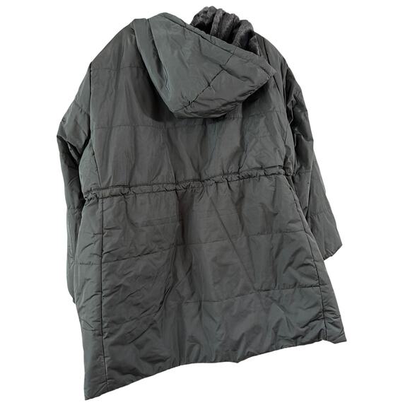 Torrid Women's Plus Size Deep Black Fur Lined Parka Winter Jacket Size 5 5X New - Picture 4 of 7